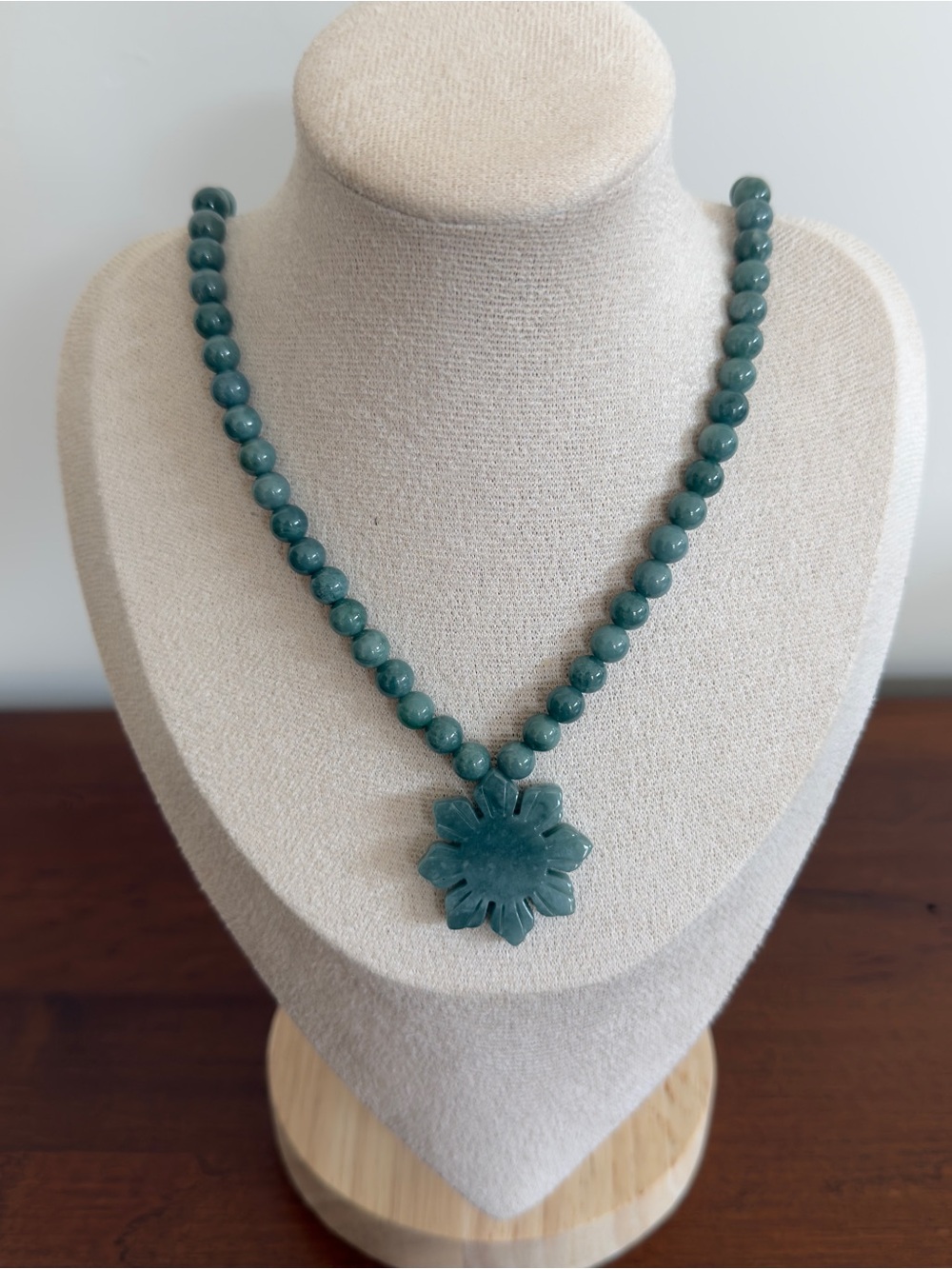 Grade A Blue Water Jade Sunflower Snowflake Philippine Sun Flower Pendant